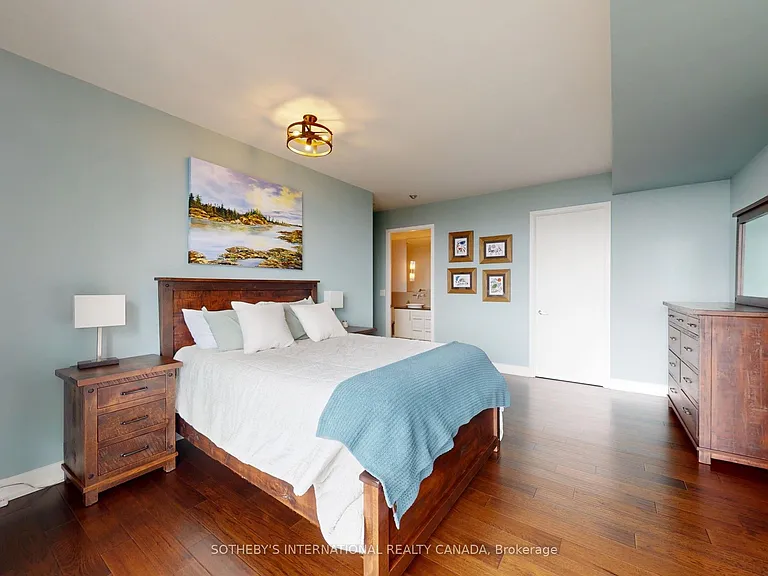 33 Lombard St #4204 — Photo 20