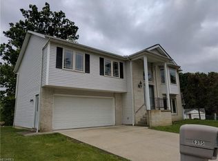 6315 Holiday Hills Ct, Bedford, OH