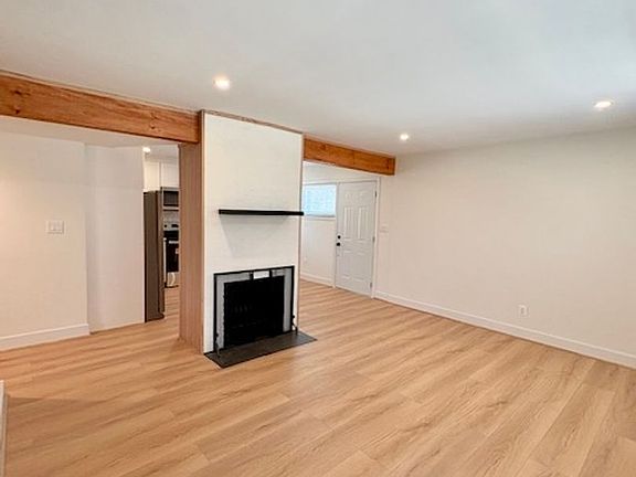 3rd image of 6007 Crawford Dr