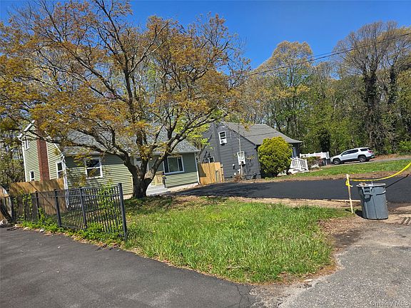 3rd image of 198 Concord Road