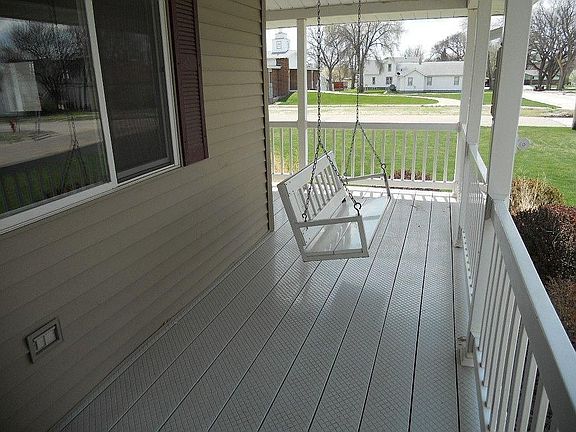 3rd image of 602 Prentiss Ave