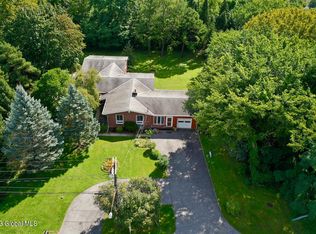 25 Van Rensselaer Blvd, Albany, NY 12204