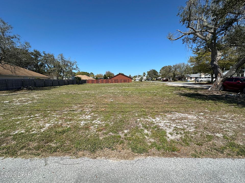 1st image of 8620 N Lagoon Dr