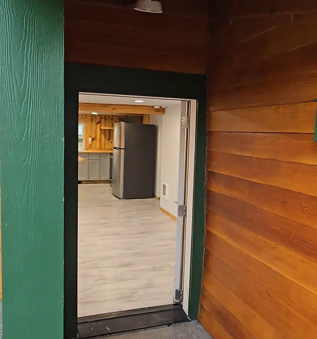 109 Douglas Ave — Photo 3