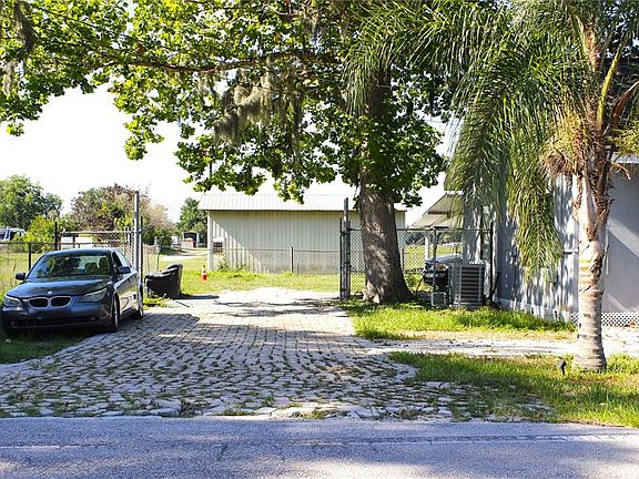 4th image of 2207 SPARKMAN ROAD
