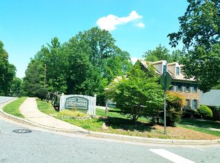 6821 Loretta Pl, Charlotte, NC 28215