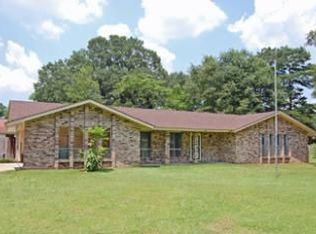 108 Rainbow Cir, Petal, MS 39465