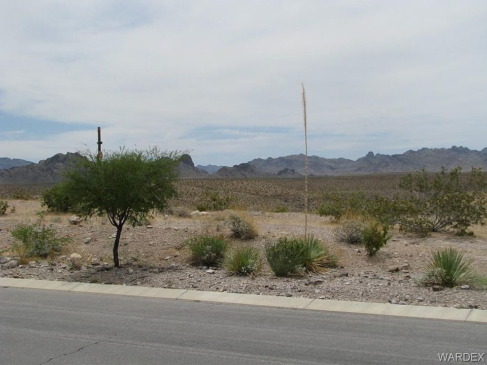 1st image of 3251 Esmerelda Dr
