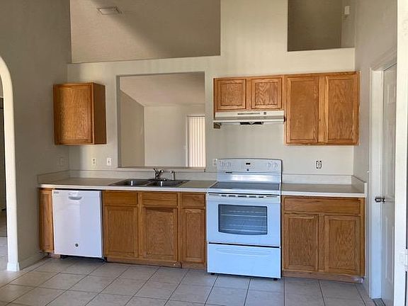2nd image of 99 Forsythe Ln