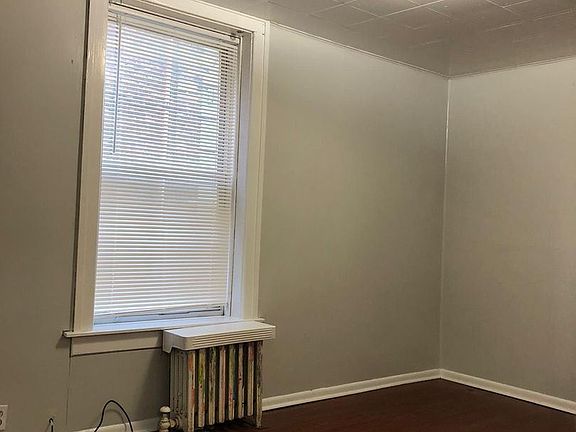 4th image of 3505 Fir St APT 1