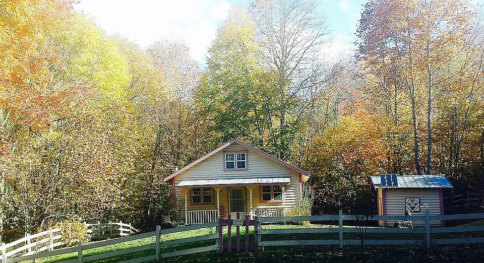 1st image of 853 Alberts Maggie Ln