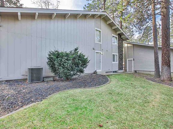 2nd image of 1216 E Bedivere Dr #1216