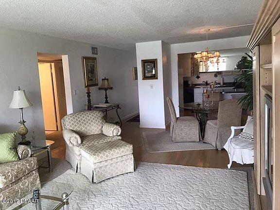 4th image of 327 Wilder Blvd APT B202