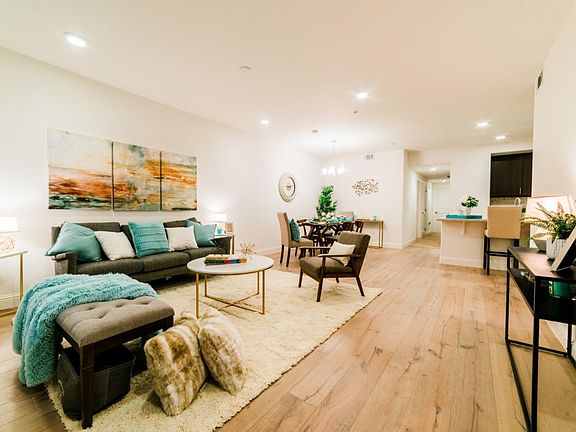 4th image of 2585 El Camino Real APT 409