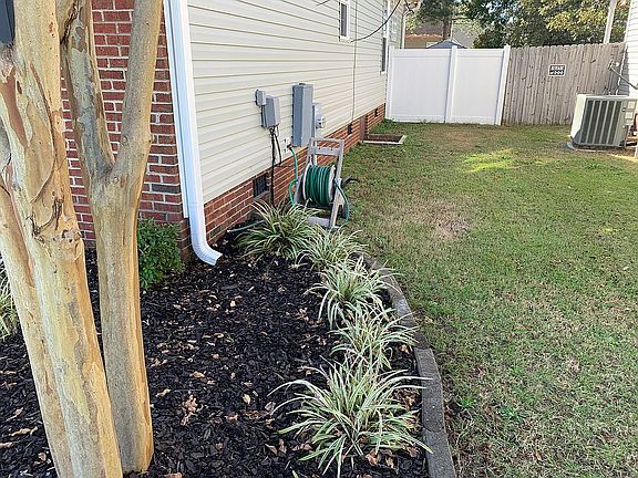 front yard right side