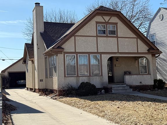 2nd image of 2633 Avenue D