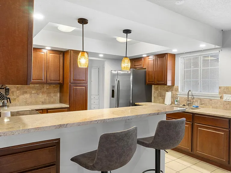 10217 Santa Paula Ave NE — Photo 23