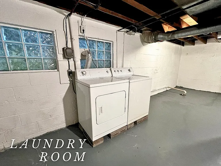 732 Clarendon Pl — Photo 12