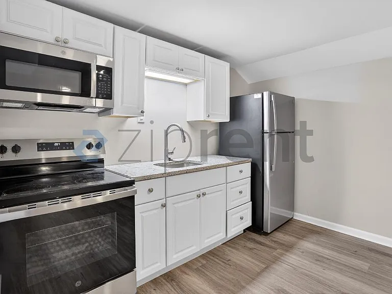 586 Oakside Dr SW #B — Photo 9