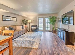 324 N Eagle Glen Ln, Eagle, ID 83616