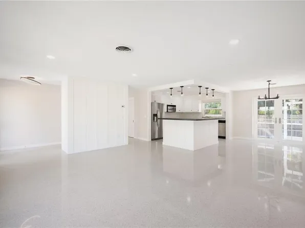 1615 Coral Avenue, Vero Beach, FL 32963