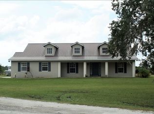 132 Williams Rd, Lake Placid, FL 33852