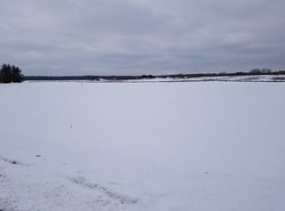 7800 W Oakwood Rd, Franklin, WI 53132