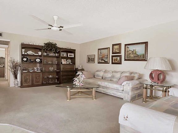3rd image of 225 Dorchester Way #J-2250