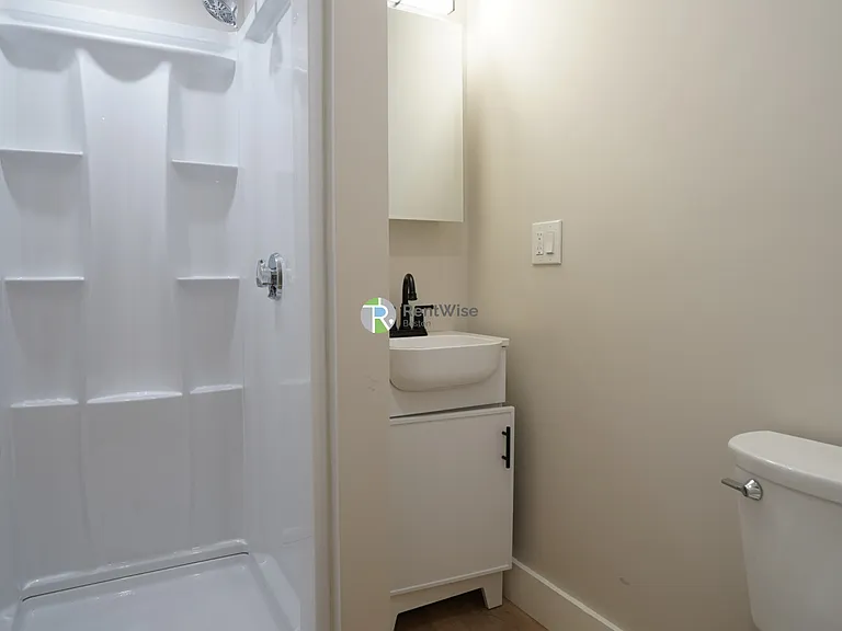 142 Dorchester St #16 — Photo 4