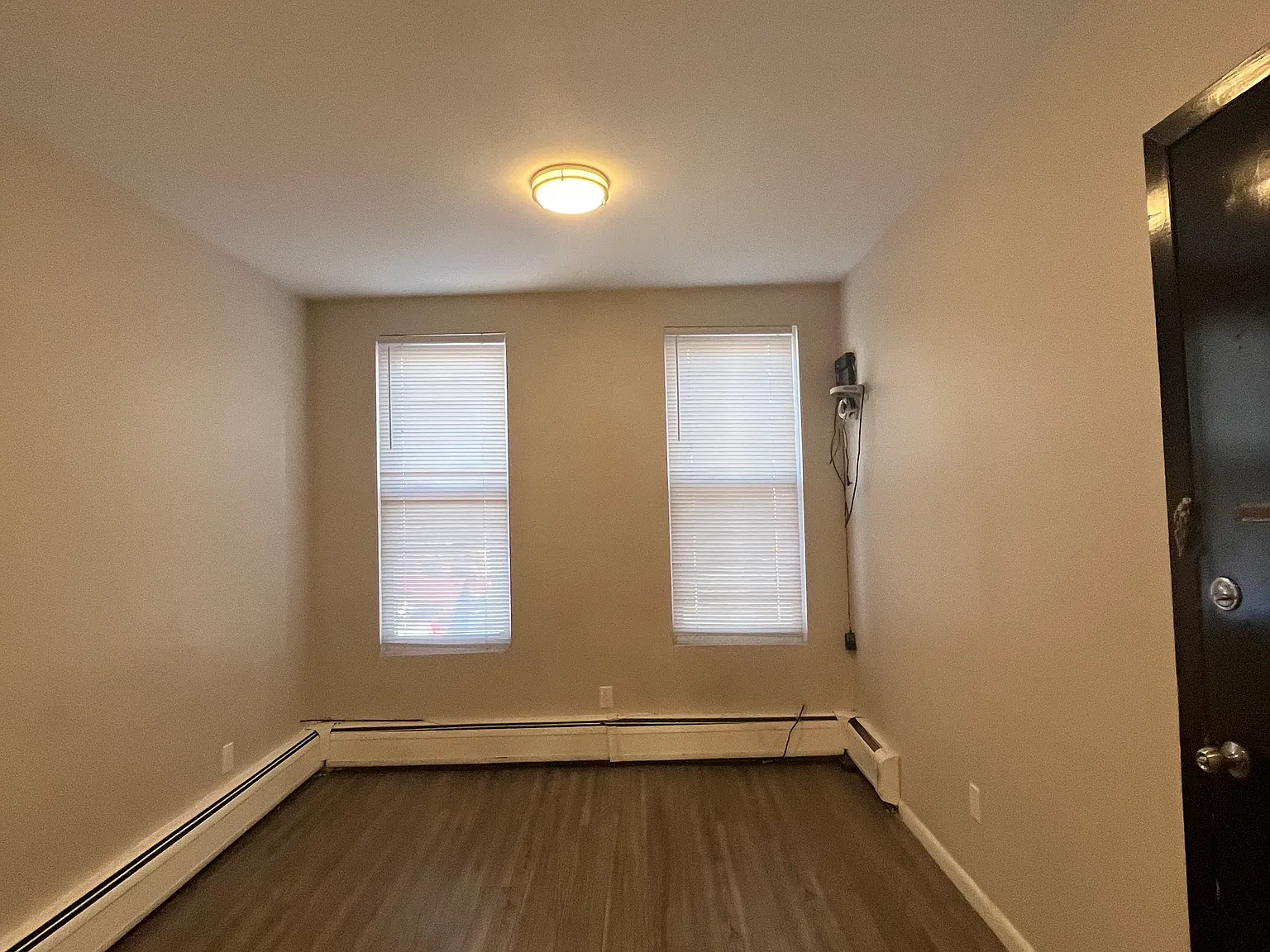 2 bed, 800 sqft, $1,875 — Photo 3
