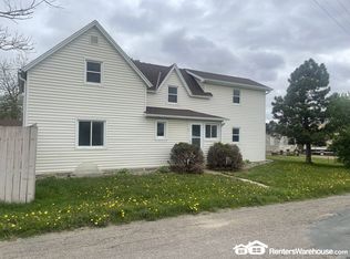 2 Langford Ave, Kenyon, MN 55946