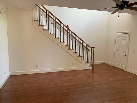 4th image of 1015 State Blvd