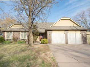 1315 S Bridgewater Dr, Wichita, KS 67209