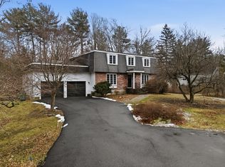 251 Poquanticut Ave, North Easton, MA 02356