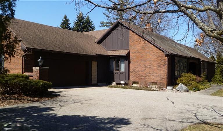 1st image of 6115 N Gatehouse Dr SE