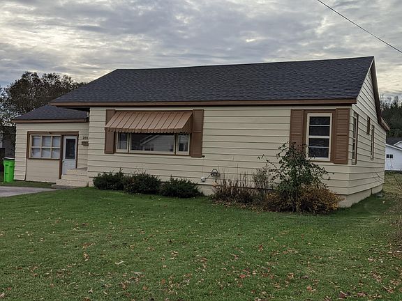 2nd image of 210 E Truckey St