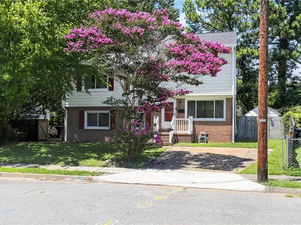 1527 Grove St, Hampton, VA 23664