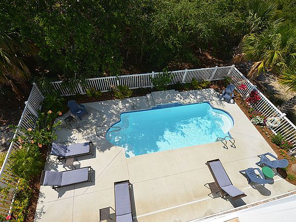 5th image of 1008 W Gulf Beach Dr