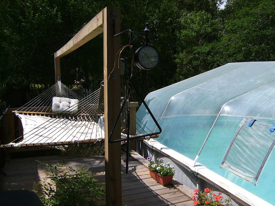 Enclosed, solar heated Saltw