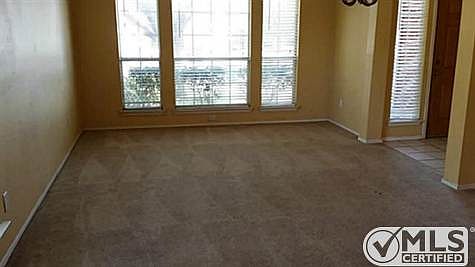 3rd image of 6725 Armstrong Ct