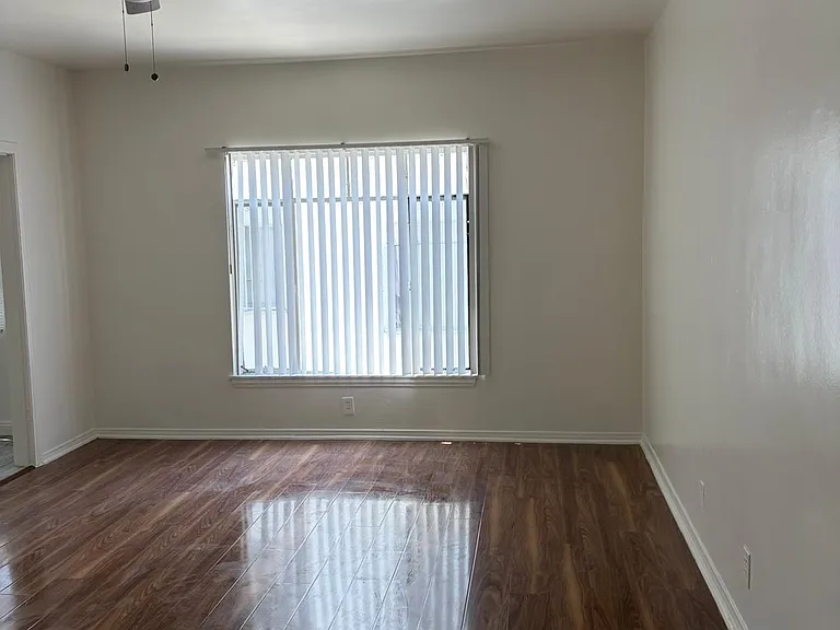 615 S Normandie Ave #47 — Photo 1