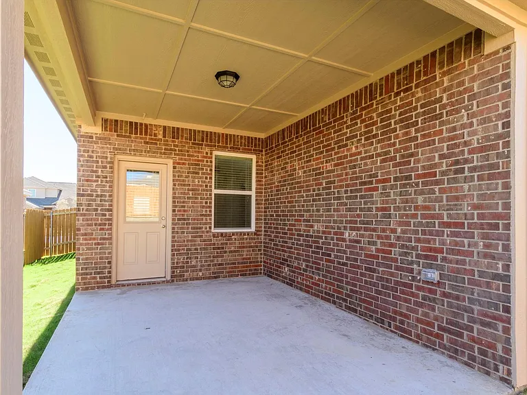 1224 Arizona Dr — Photo 11