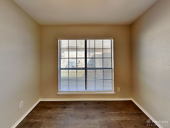 5th image of 2721 Sagehill Dr