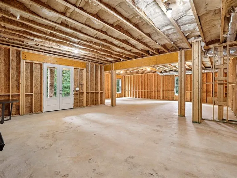 3750 Robinson Rd NE — Photo 47