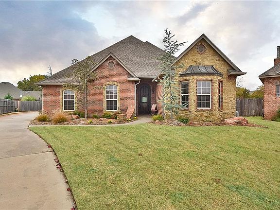 2nd image of 19101 Canyon Creek Pl