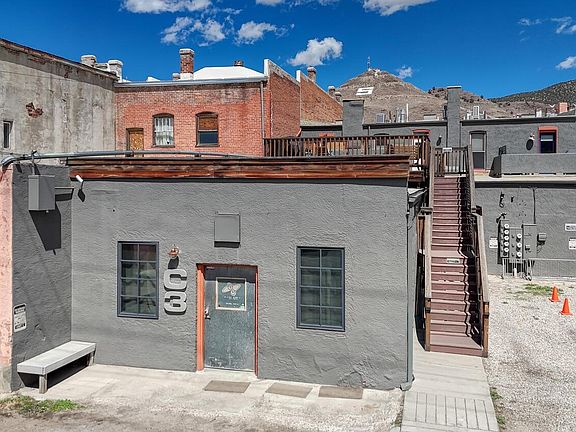 4th image of 119 E 1st Street #C3