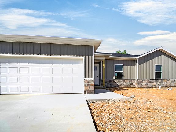 2nd image of 42 Whitley Ln