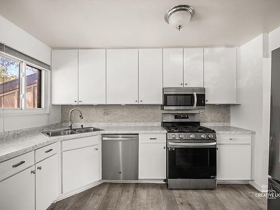 5th image of 772 Circle Dr