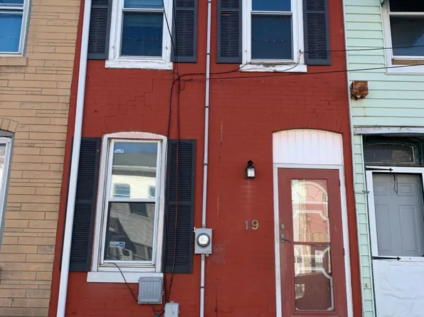 19 Hart Ave, Trenton, NJ 08638