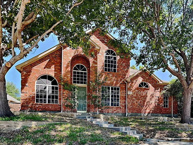 10446 Red Clover Dr